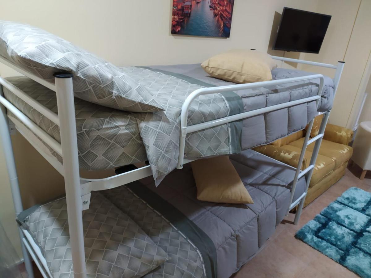 La Torre B&B 阿韦利诺 外观 照片